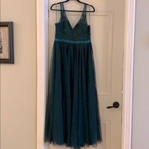 Maniju evergreen dress